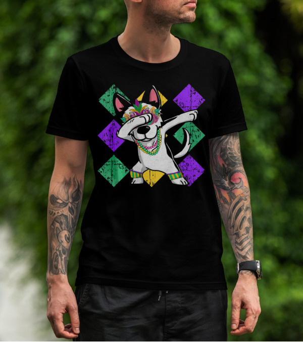 Funny Husky Dabbing In Colorful Mardi Gras Mask With Beads And Festive Diamonds T-Shirt