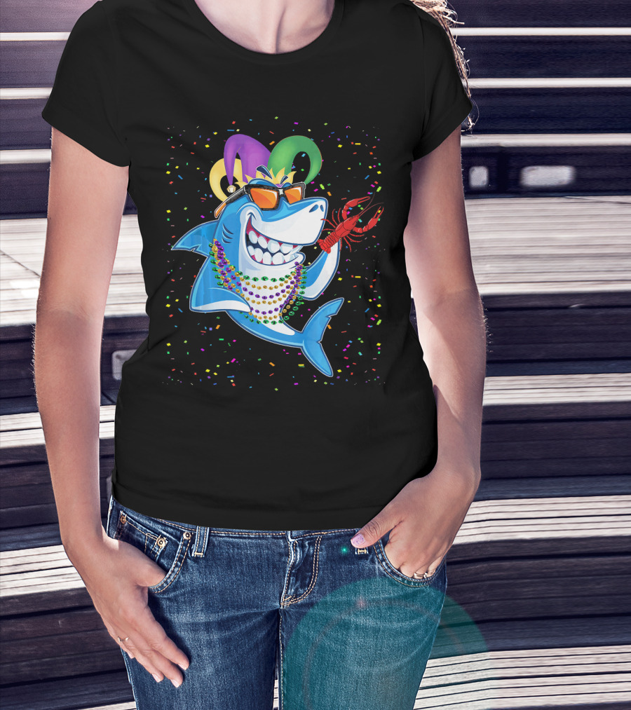 Funny Shark Mardi Gras Jester Beads Crawfish T-Shirt