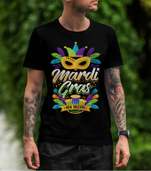 Mardi Gras New Orleans Mask Drums Feathers Party T-Shirt