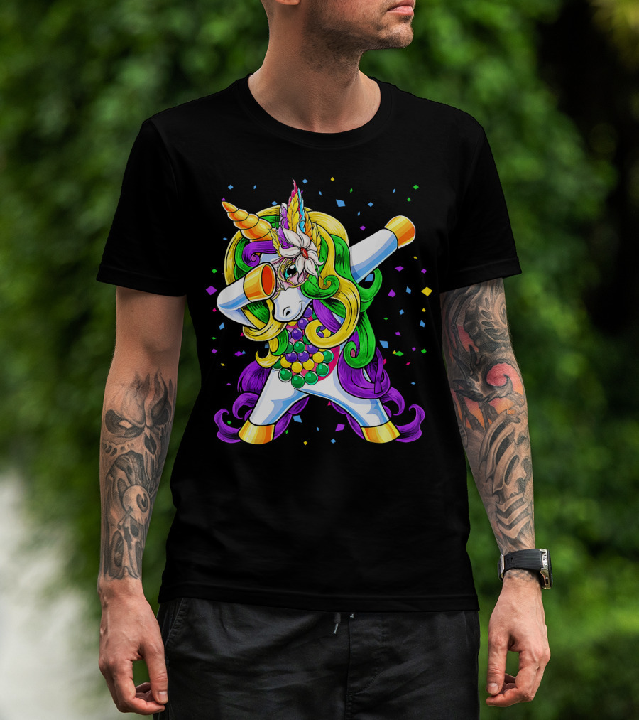 Dabbing Unicorn Mardi Gras Beads With Colorful Confetti T-Shirt