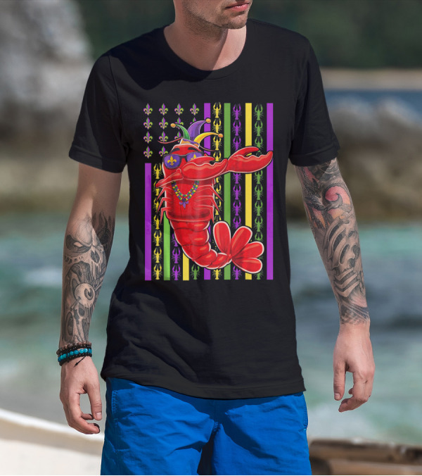 Funny Mardi Gras Crawfish Dabbing Americ Jester Hat Beads Fleur-de-Lis Stripes T-Shirt