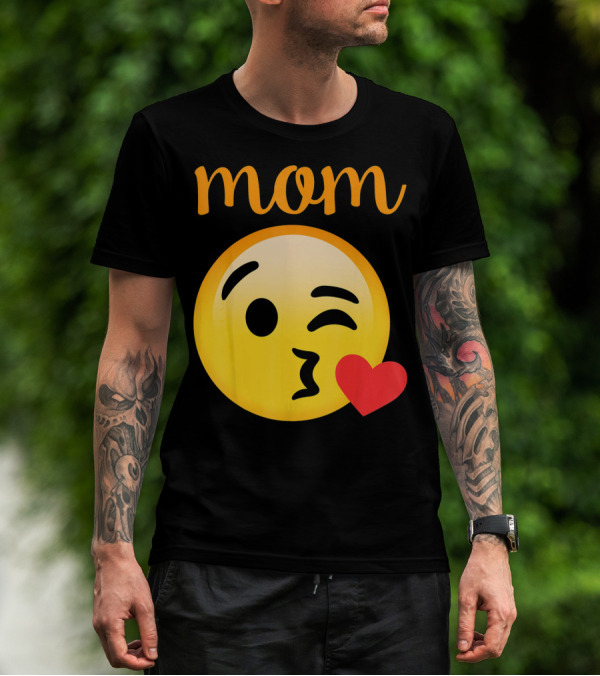 Mom Kissing Emoji Heart Kiss Emoji T-Shirt