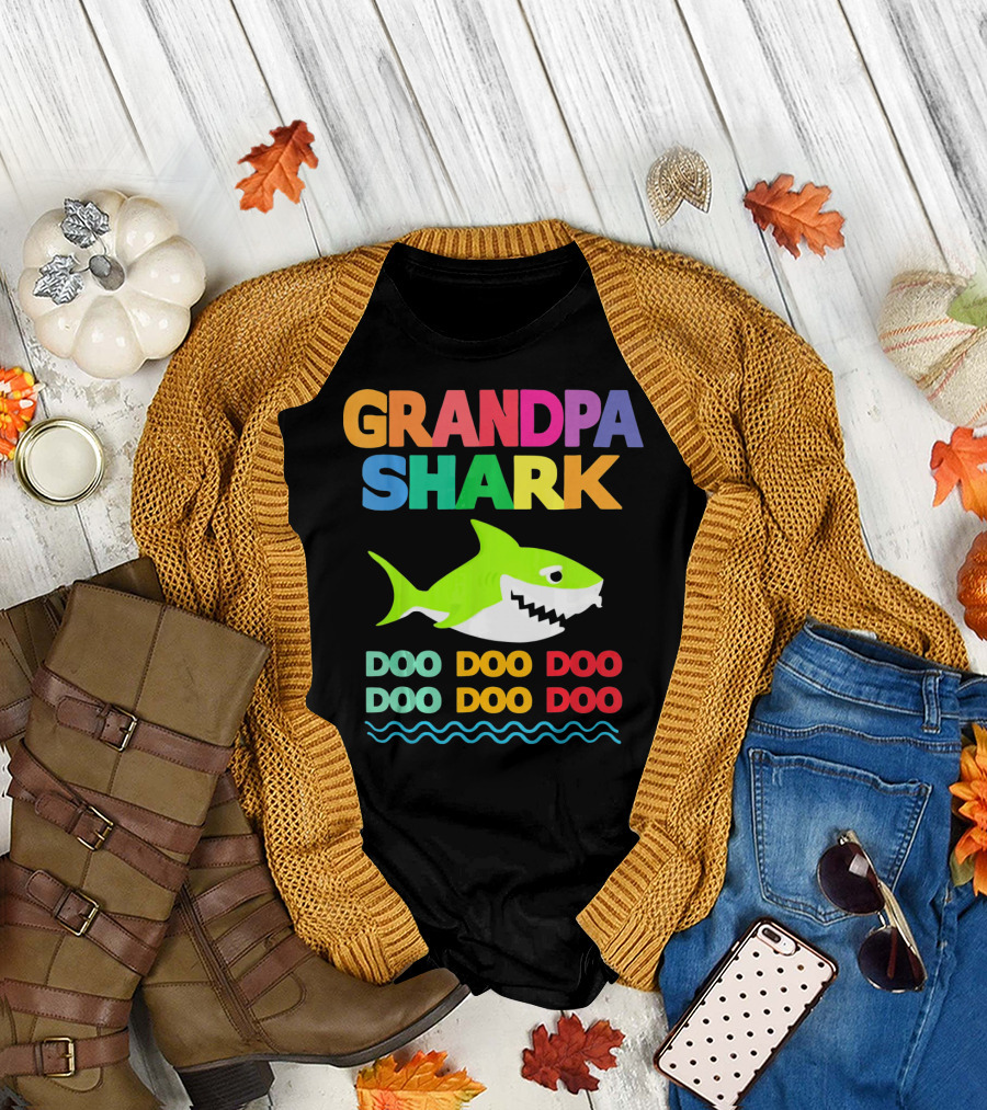 Grandpa Shark Doo Doo Doo Doo Doo T-Shirt