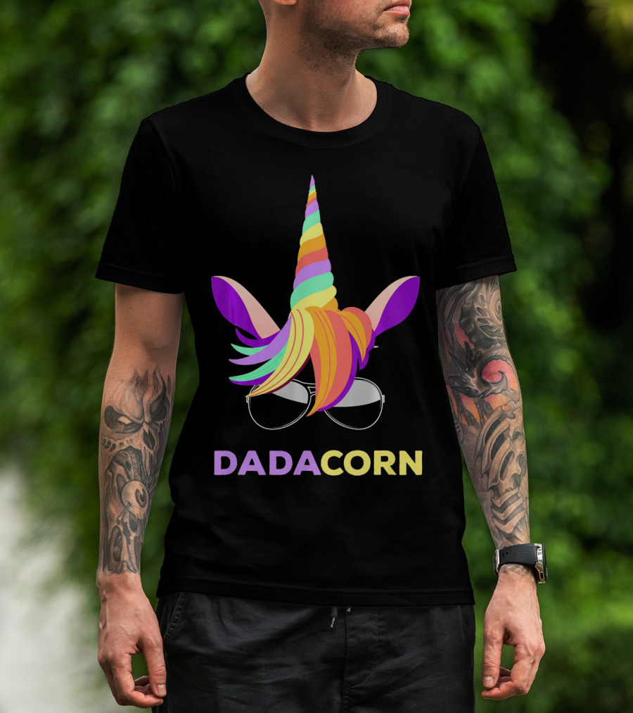 Unicorn Dad Funny Dadacorn Rainbow Horn Sunglasses T-Shirt