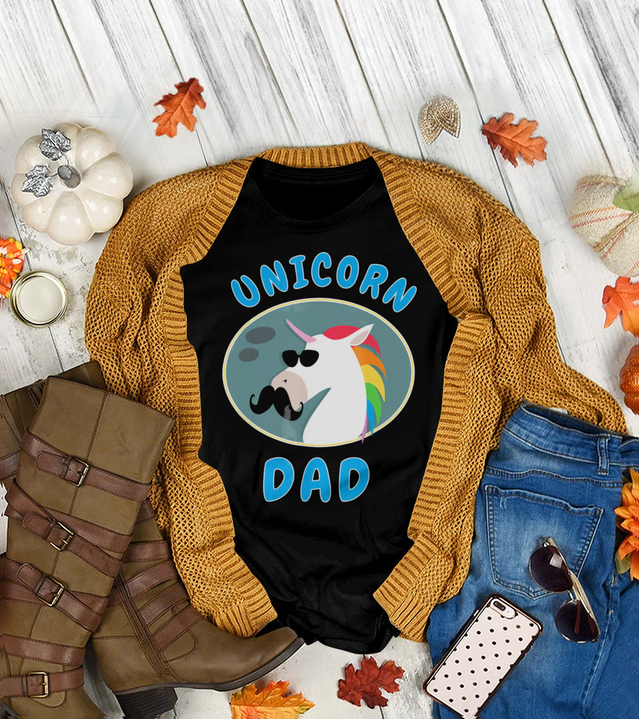 Unicorn Dad Funny Father Rainbow Mustache Sunglasses T-Shirt