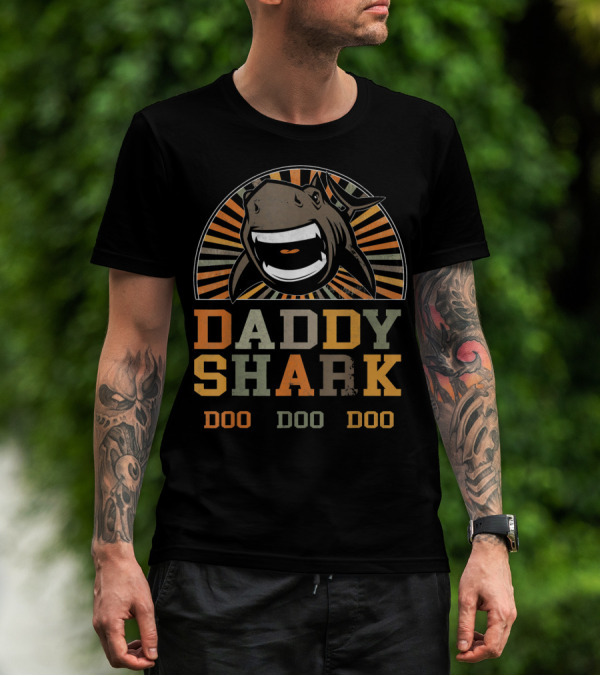 Daddy Shark Doo Doo Doo Mens Retro Shark T-Shirt