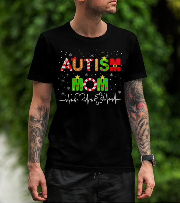 Christmas Autism Awareness Mom Heart Puzzle T-Shirt