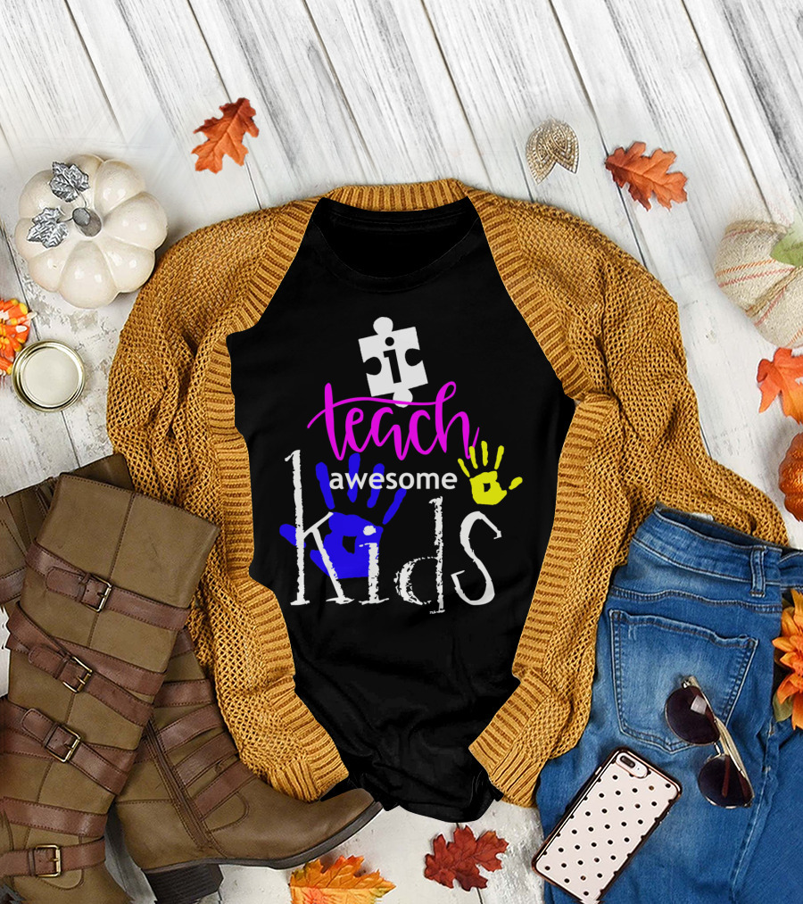 I Teach Awesome Kids Autism Puzzle Piece Handprints T-Shirt