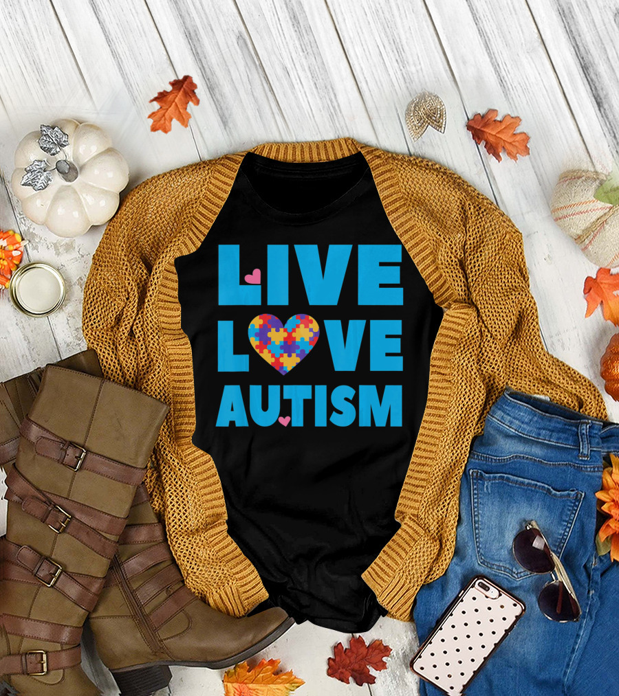 Live Love Autism Autism Mom Awareness Puzzle Heart T-Shirt