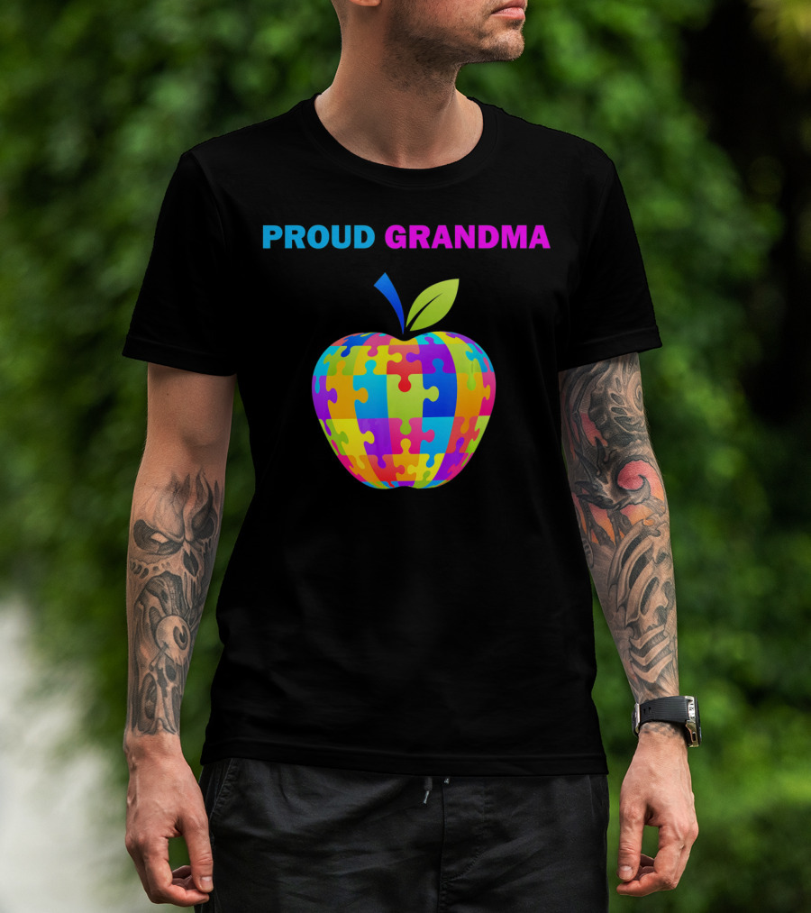 Proud Grandma Autism Awareness Puzzle Apple T-Shirt
