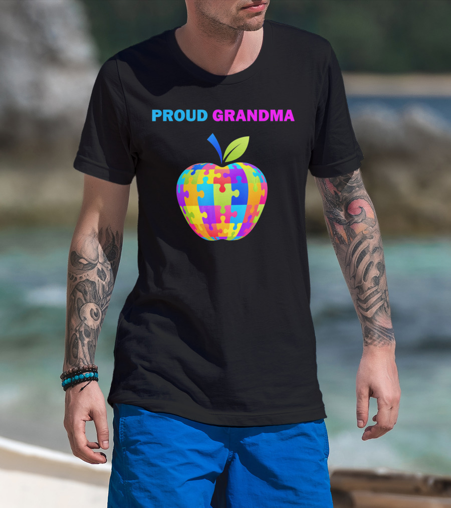 Proud Grandma Autism Awareness Puzzle Apple T-Shirt