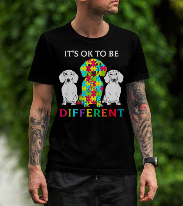 IT'S OK TO BE DIFFERENT DACHSHUND DOG AUTISM PUZZLE COLORFUL T-Shirt