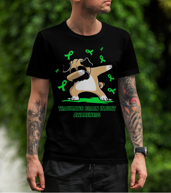 Traumatic Brain Injury Awareness Dabbing Pug Dog With Green Ribbons T-Shirt