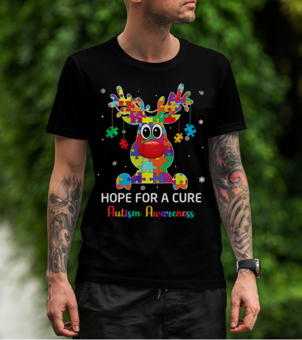 Hope For A Cure Autism Awareness Reindeer Puzzle Pieces Snowflakes T-Shirt
