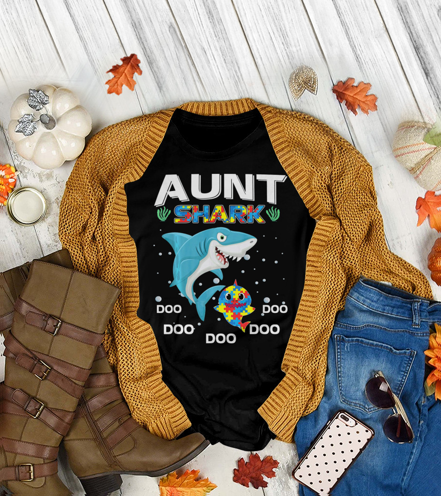 Aunt Shark Doo Doo Autism Awareness Puzzle Piece T-Shirt