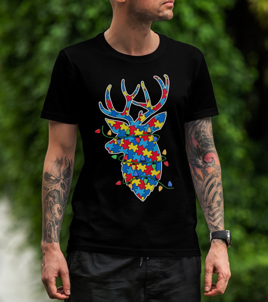 Christmas Autism Awareness Mom Puzzle Reindeer Lights T-Shirt