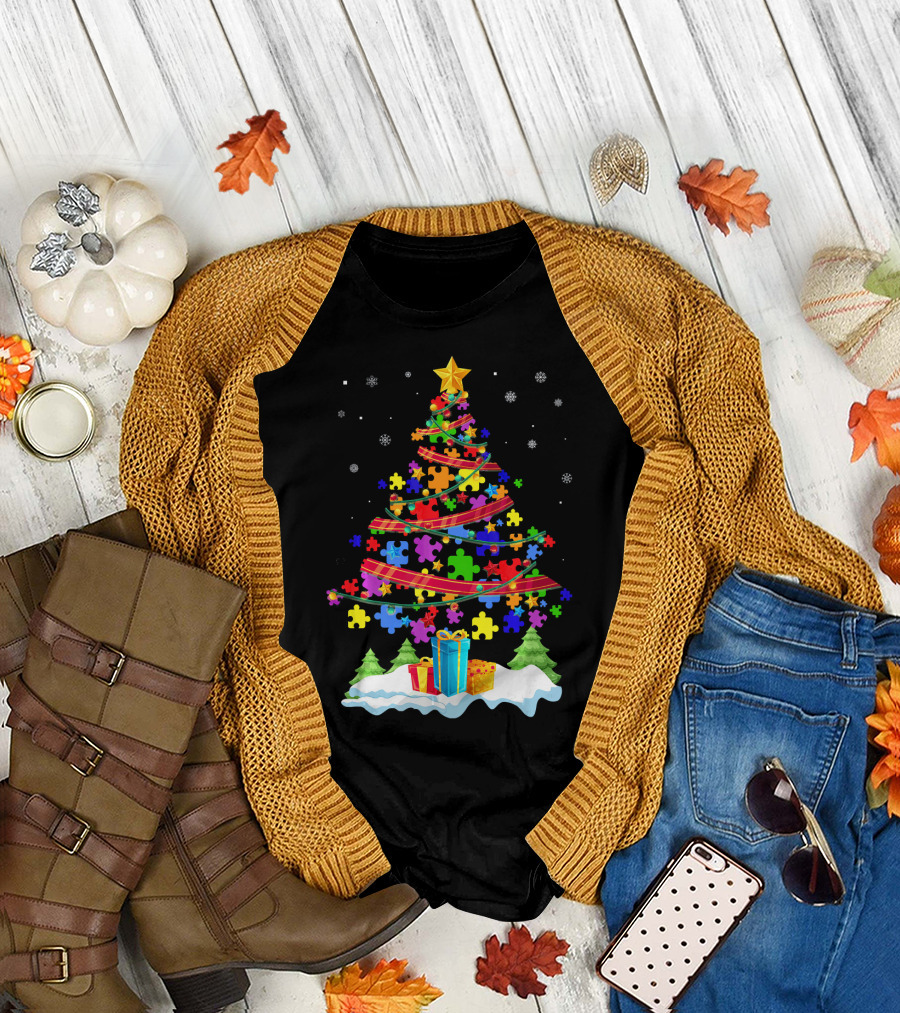 Autism Christmas Tree Puzzle Pieces and Gifts Festive T-Shirt