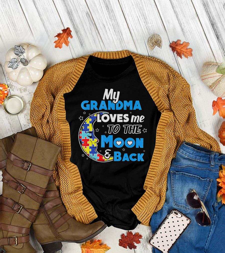 My Grandma Loves Me To The Moon And Back Puzzle Piece Moon Hearts Stars T-Shirt
