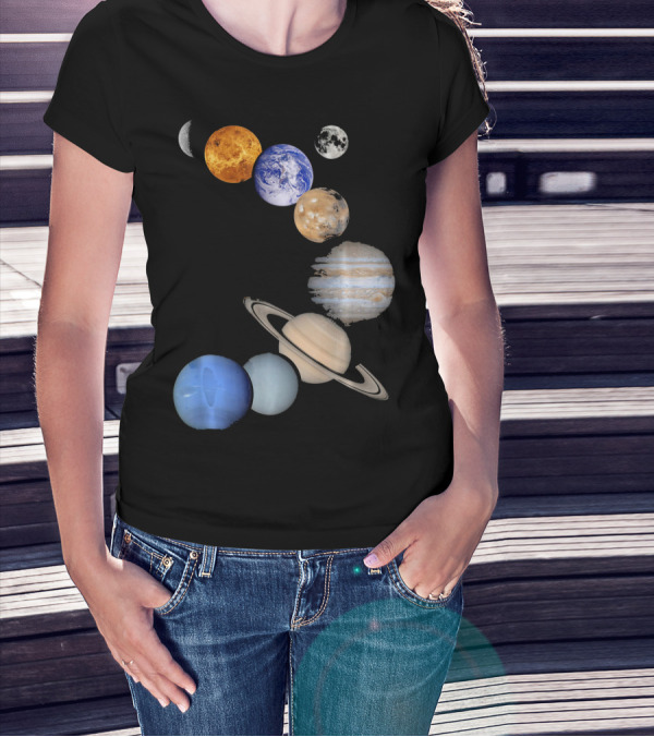 Planet Solar System Earth Moon Sun Mars Jupiter Saturn Neptune Uranus T-Shirt