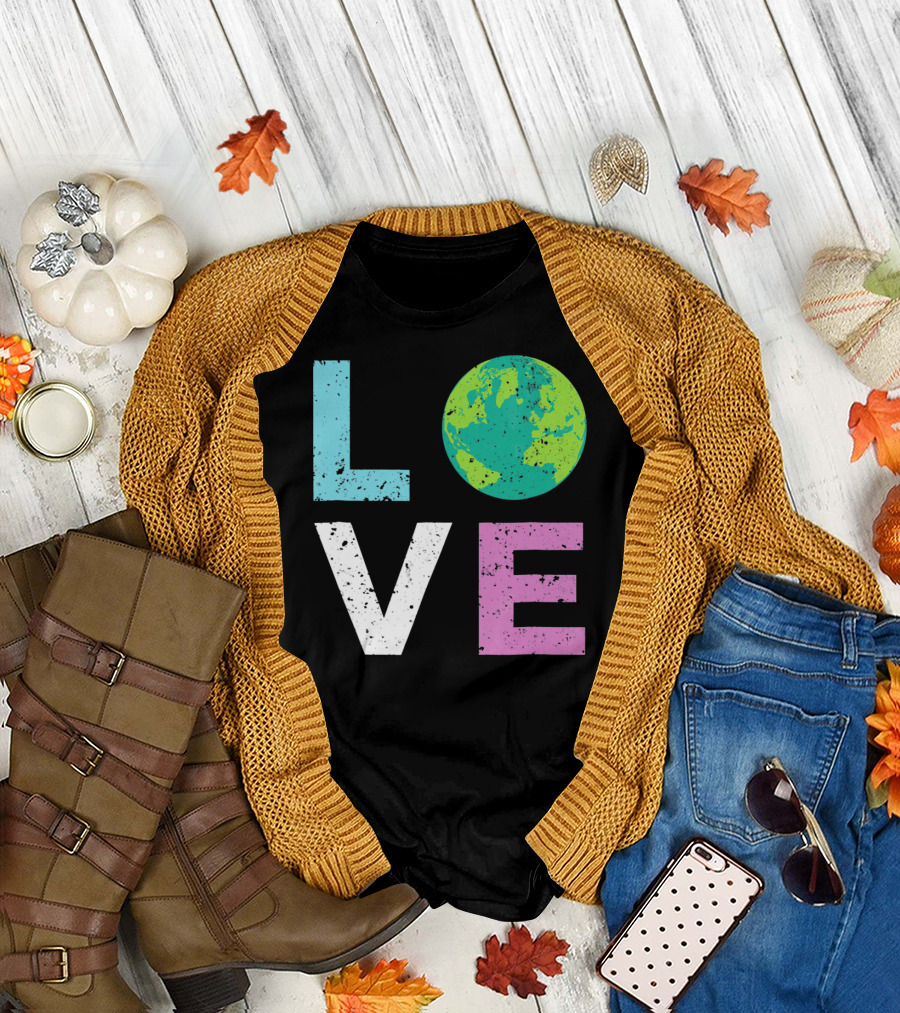 LOVE Earth Day with Globe Vin Earth T-Shirt