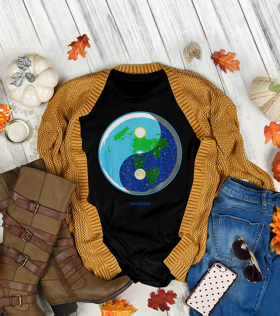 Ying Yang Flat Earth Truther #earthisflat Sun and Moon T-Shirt