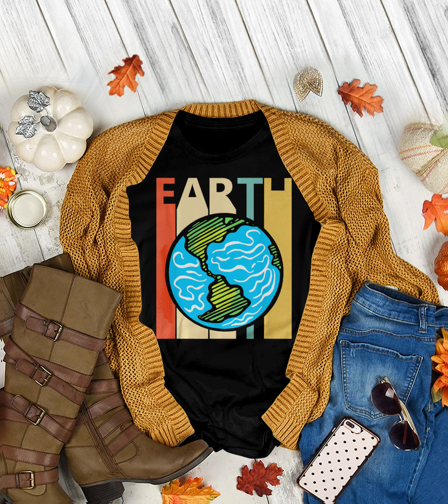 Earth Vintage Retro Planet Earth Astronomy T-Shirt