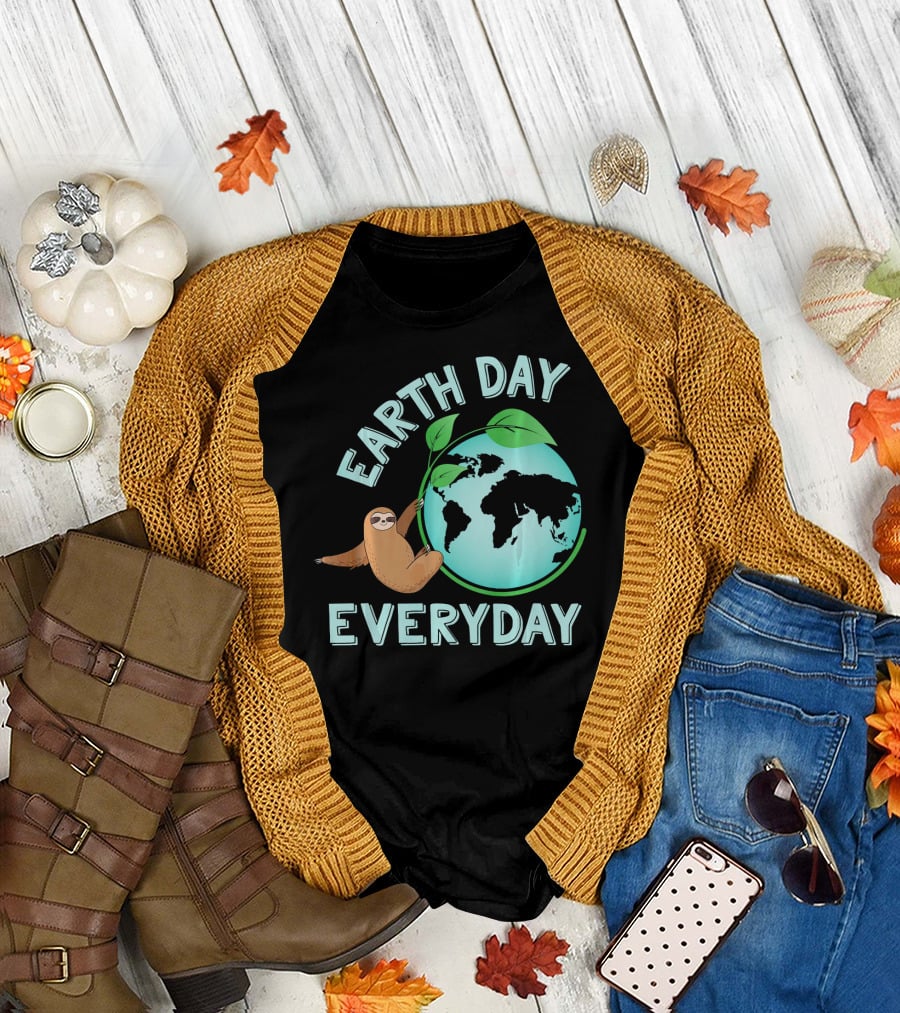 Earth Day Everyday Sloth Hanging On Globe Kids Women T-Shirt