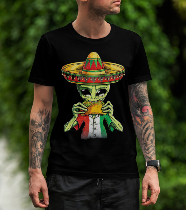 Cinco De Mayo Alien With Sombrero Eating Taco T-Shirt
