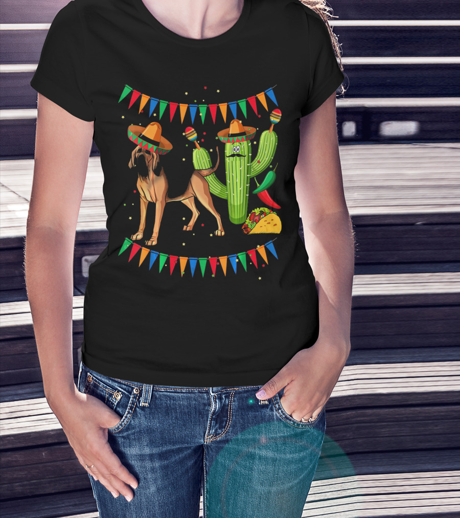 Sombrero Bloodhound Dog Cactus Taco Mexico Cinco De Mayo T-Shirt