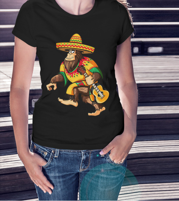 Funny Bigfoot El Squatcho Cinco De Mayo Sombrero Guitar T-Shirt