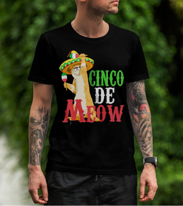 Cinco De Mayo Cinco De Meow Cat Sombrero Maracas T-Shirt
