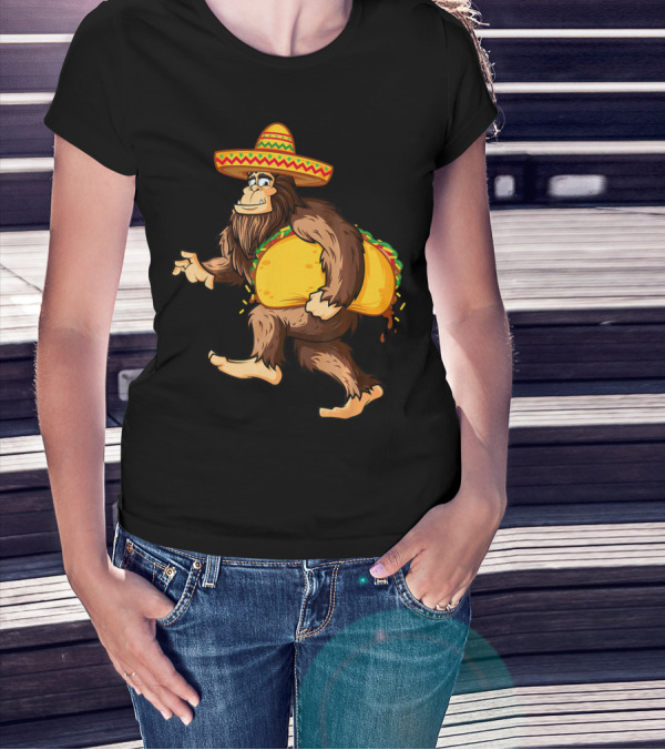 Funny Bigfoot Cinco De Mayo Sombrero Taco Carrying T-Shirt