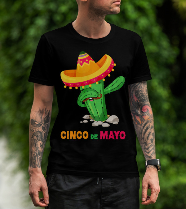 Cinco De Mayo Dabbing Cactus Sombrero T-Shirt