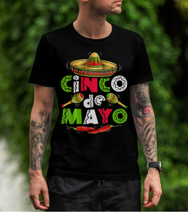 Cinco De Mayo Sombrero Maracas Chillies T-Shirt