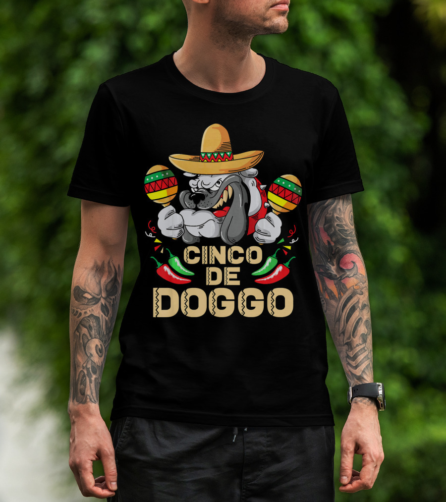Cinco De Doggo Dog Lover Maracas Sombrero Peppers Cinco De Mayo T-Shirt
