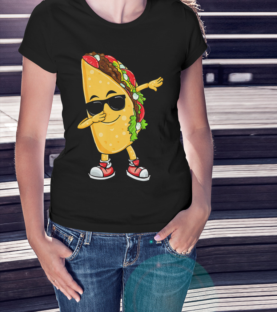 Dabbing Taco Cinco De Mayo Celebration Fun With Sunglasses T-Shirt