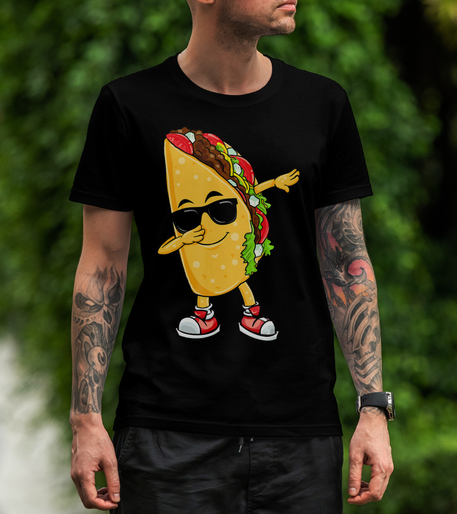 Dabbing Taco Cinco De Mayo Celebration Fun With Sunglasses T-Shirt