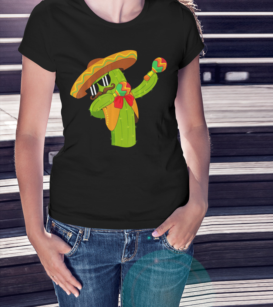 Cinco De Mayo Dabbing Cactus Sombrero Maracas T-Shirt