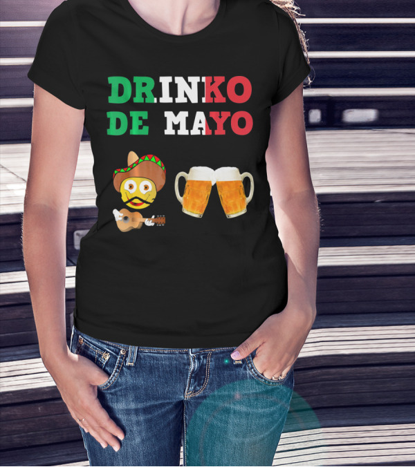 Drinko De Mayo Sombrero Guitar Emoji Beer Mugs T-Shirt
