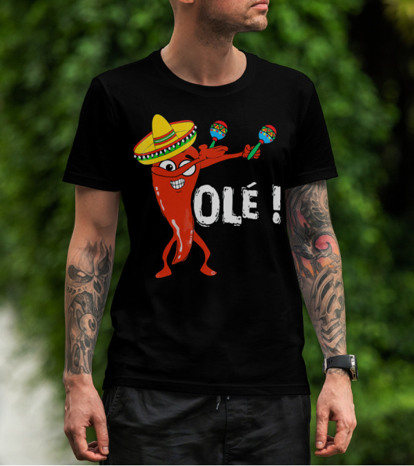 Olé Cinco De Mayo Dancing Chili With Sombrero And Maracas T-Shirt