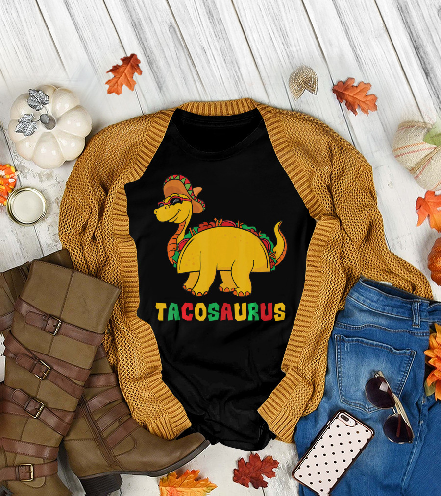 Tacosaurus Dinosaur with Sombrero for Cinco de Mayo T-Shirt