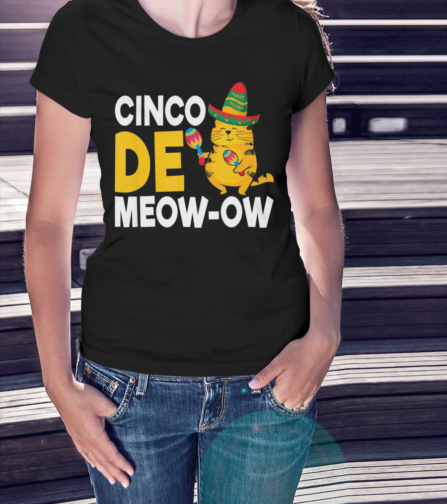 Cinco De Mayo Cat Sombrero Maracas Meow-Ow T-Shirt