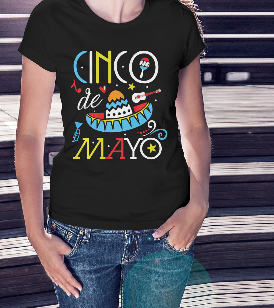 Cinco De Mayo Party Sombrero Maraca Guitar T-Shirt