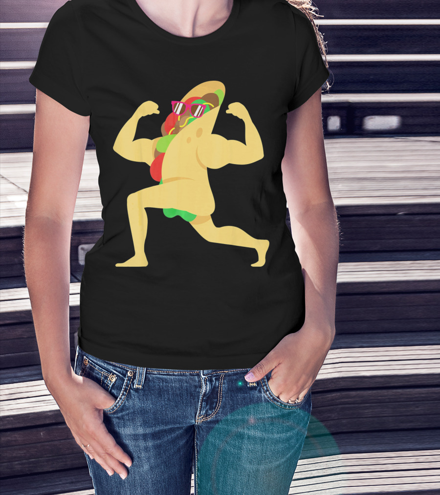 Muscle Beach Taco Funny Mexican Cinco De Mayo Flexing Bodybuilder T-Shirt