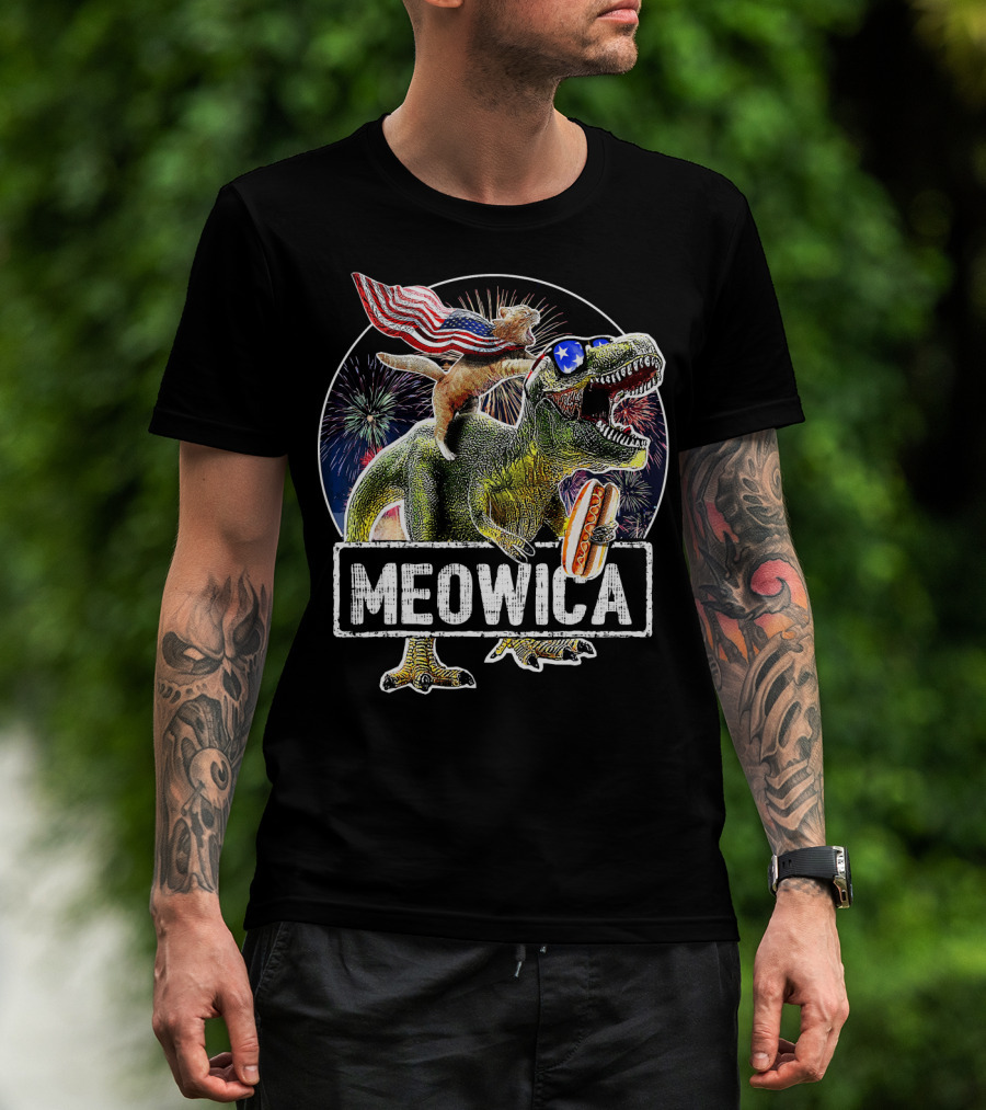 Meowica Cat With American Flag Riding T-Rex Holding Hot Dog T-Shirt