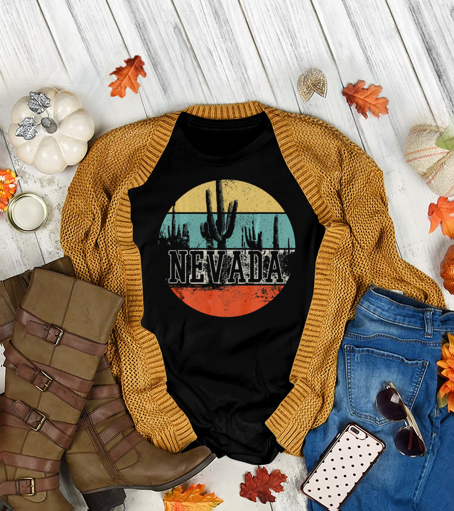 Nevada USA Cactus Desert Vintage Sunset T-Shirt
