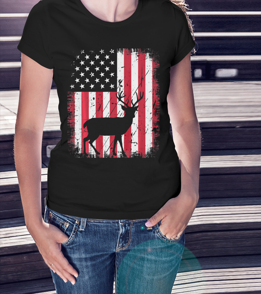 Vintage Deer USA American Flag Fourth Of July T-Shirt