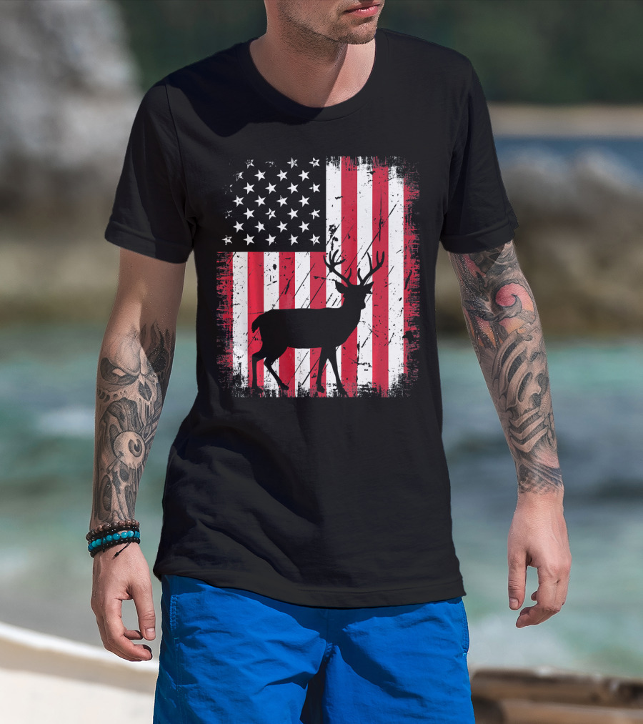 Vintage Deer USA American Flag Fourth Of July T-Shirt