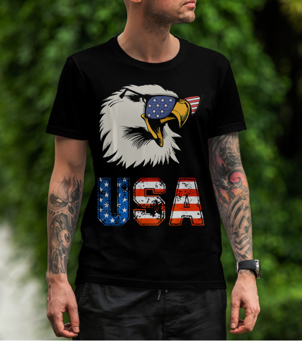 USA Patriotic Eagle American Eagle Flag Sunglasses T-Shirt