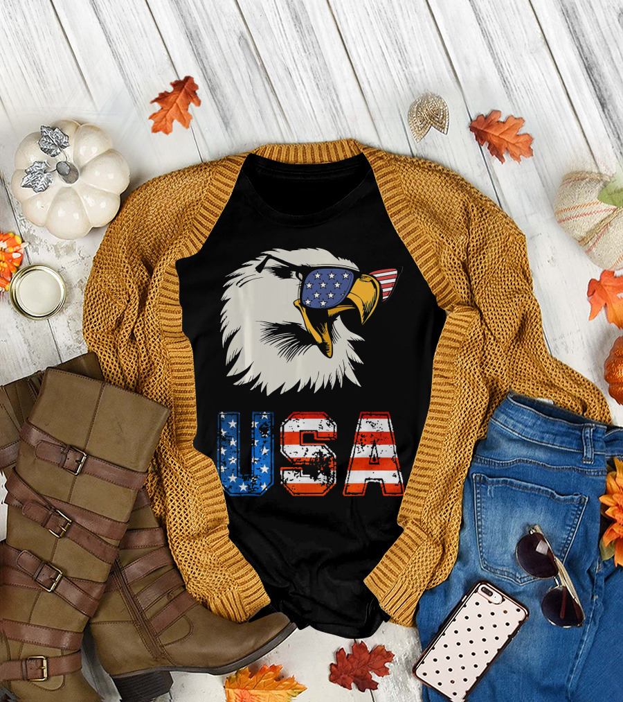 USA Patriotic Eagle American Eagle Flag Sunglasses T-Shirt